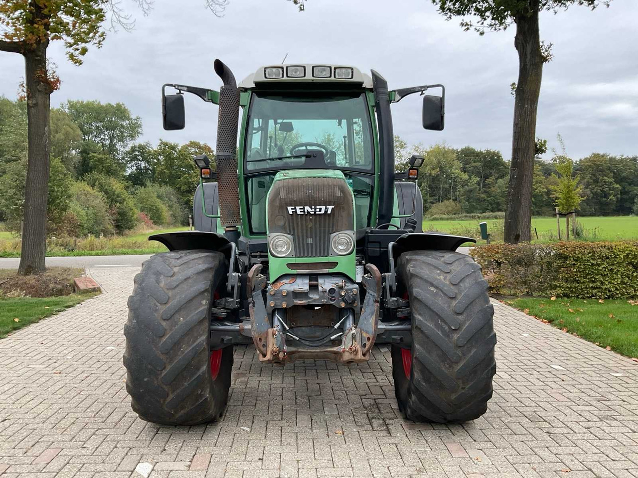 2008 FENDT 412 VARIO TMS ALL-WHEEL DRIVE AGRICULTURAL TRACTOR - Traktor: das Bild 2 2008 FENDT 412 VARIO TMS ALL-WHEEL DRIVE AGRICULTURAL TRACTOR - Traktor: das Bild 2