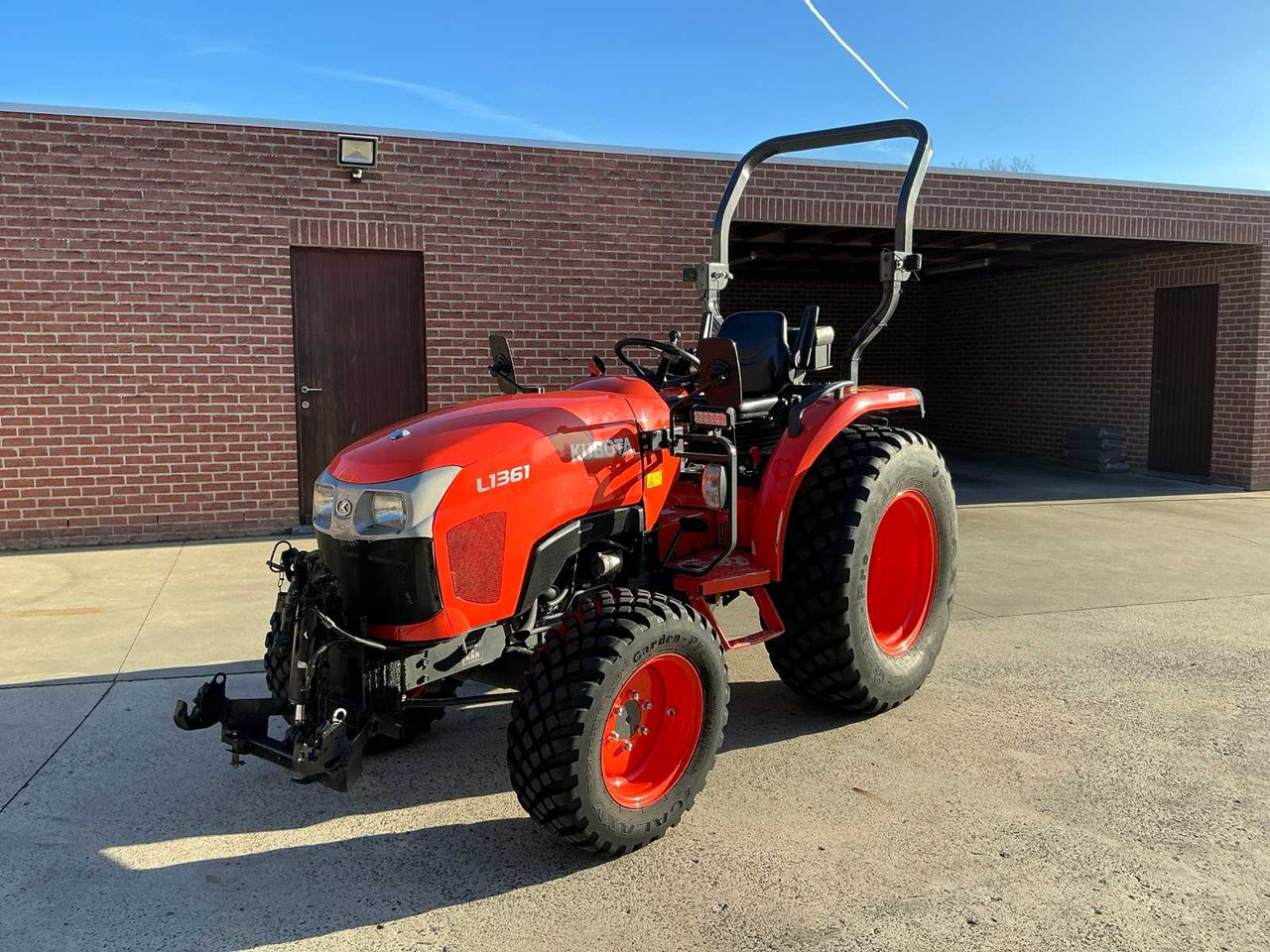 2020 KUBOTA L1361 FOUR WHEEL DRIVE FARM TRACTOR - Traktor: das Bild 1 2020 KUBOTA L1361 FOUR WHEEL DRIVE FARM TRACTOR - Traktor: das Bild 1