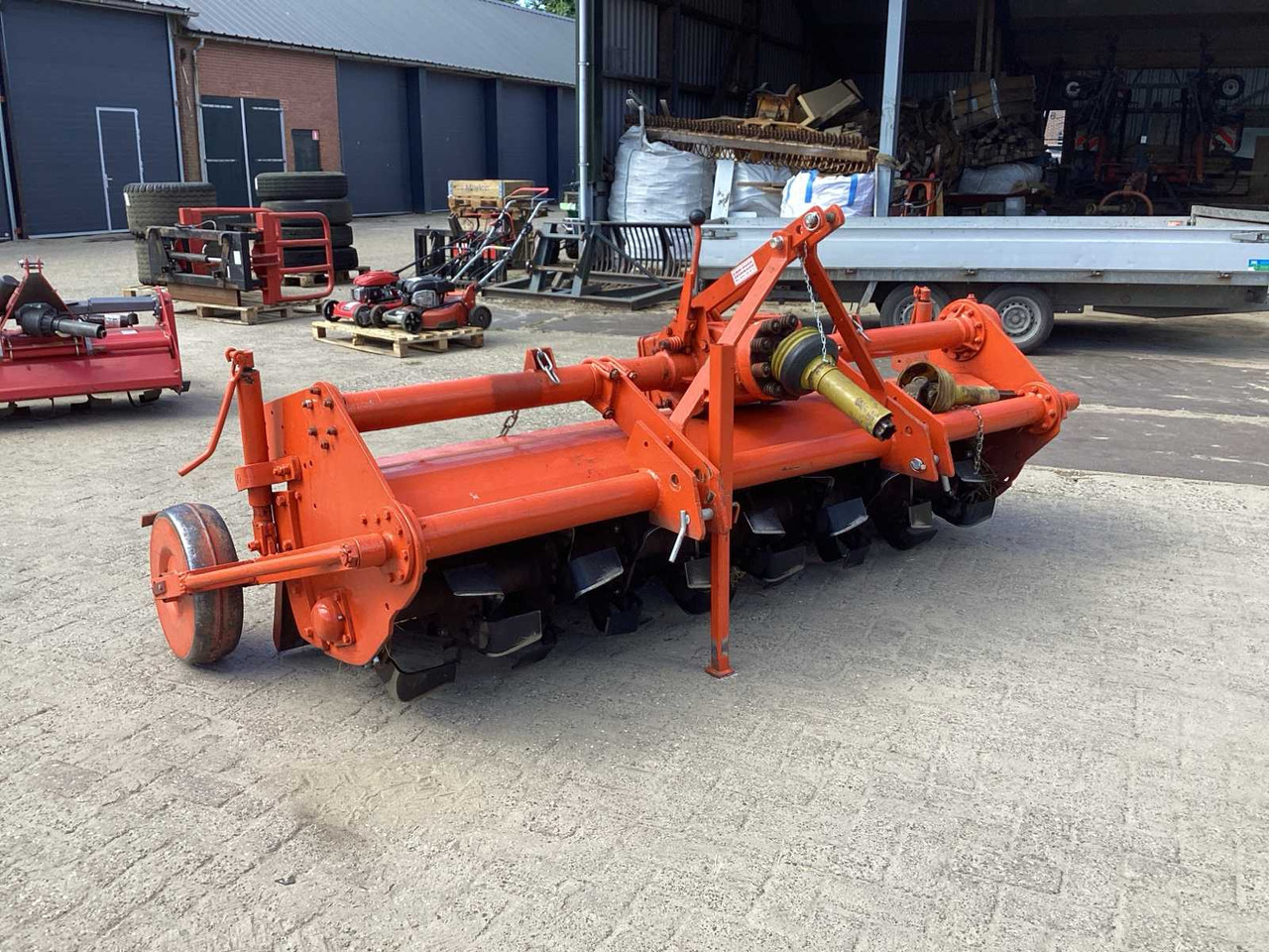 Agrator Mr2550c - Bodenfräse: das Bild 2 Agrator Mr2550c - Bodenfräse: das Bild 2