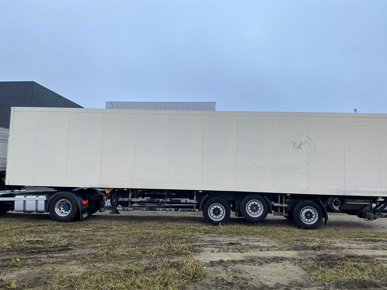 2007 SCHMITZ SKO24 CONDITIONED SEMI-TRAILER - Auflieger: das Bild 2 2007 SCHMITZ SKO24 CONDITIONED SEMI-TRAILER - Auflieger: das Bild 2