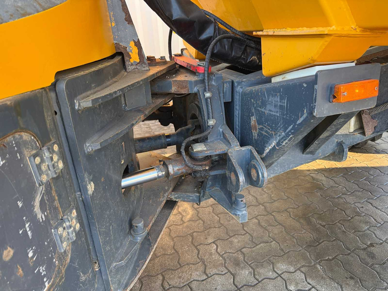 Mini-Kipper BERGMANN - 3012HK - 2015 - TIPPER: das Bild 47 Mini-Kipper BERGMANN - 3012HK - 2015 - TIPPER: das Bild 47