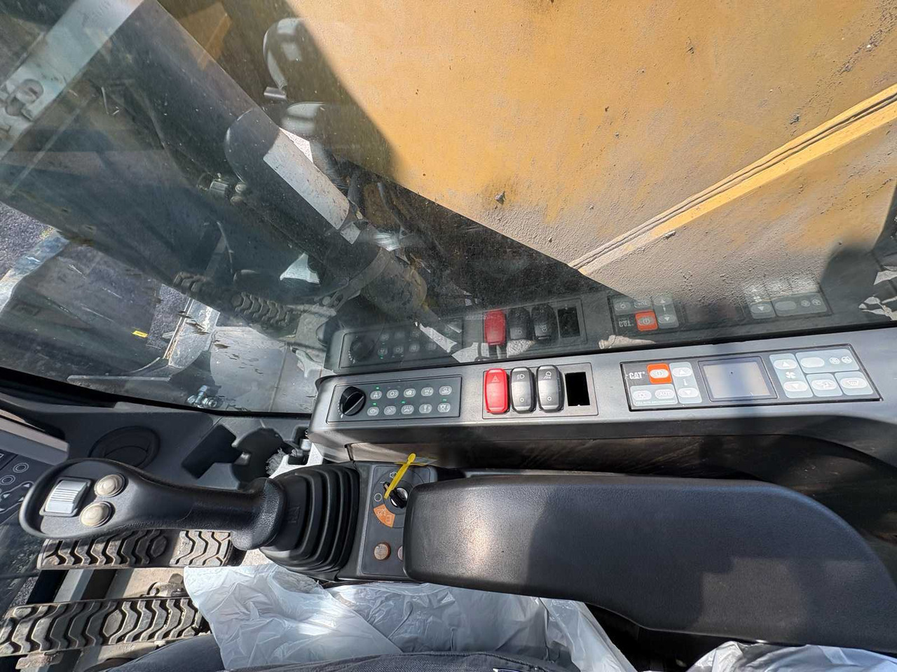 Baumaschine Caterpillar / CAT MH 3022: das Bild 14