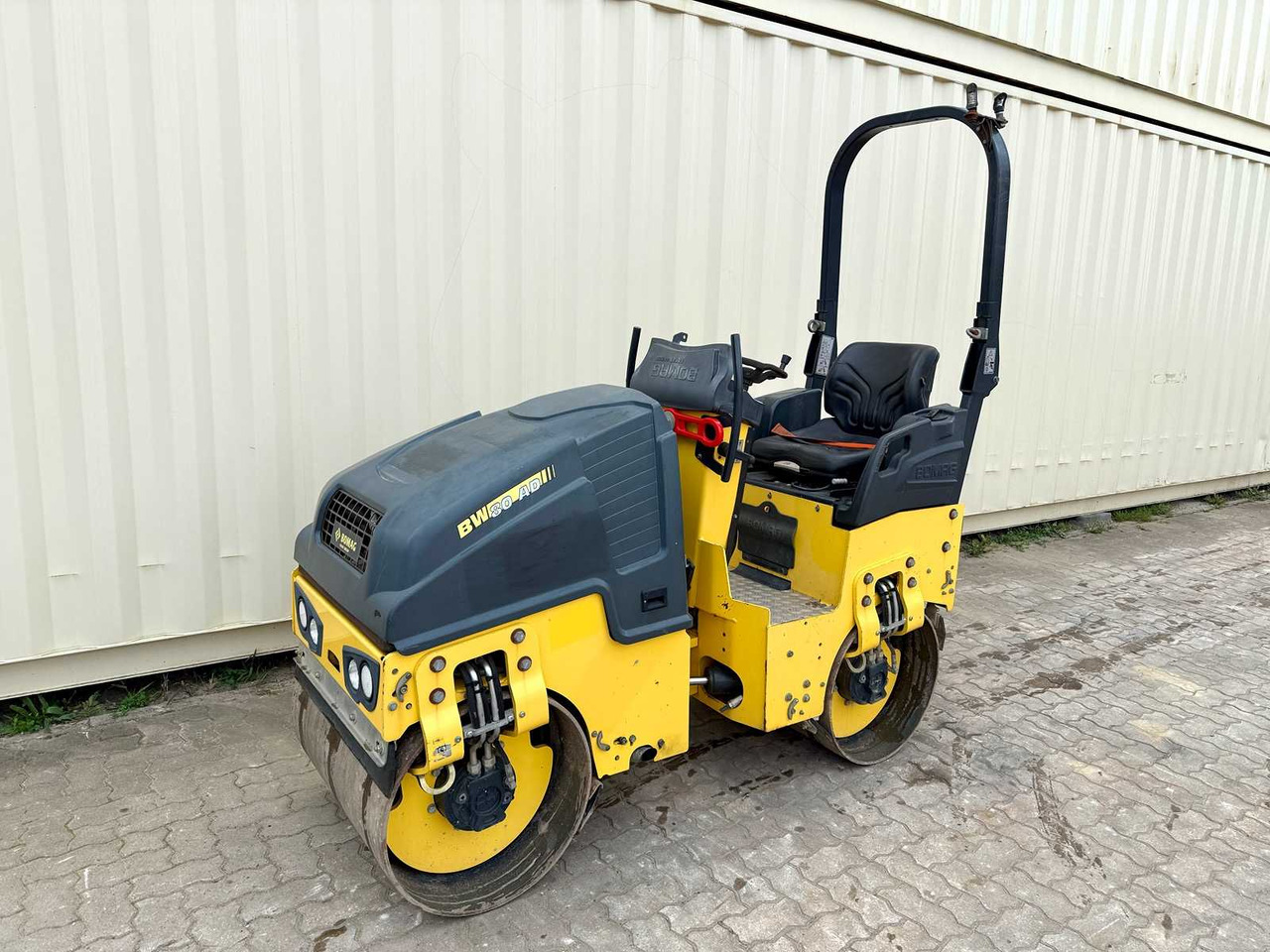 Bomag BW80AD-5 - Straßenwalze: das Bild 1 Bomag BW80AD-5 - Straßenwalze: das Bild 1