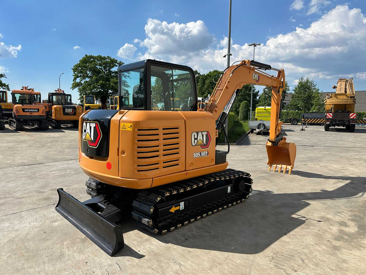 Caterpillar 305.5E2 - Kettenbagger: das Bild 4 Caterpillar 305.5E2 - Kettenbagger: das Bild 4