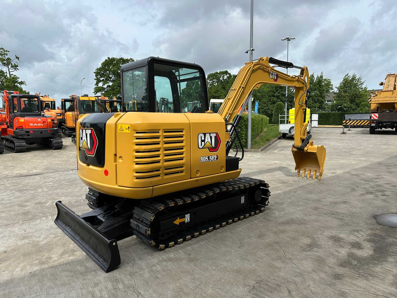 Caterpillar 305.5E2 - Kettenbagger: das Bild 4 Caterpillar 305.5E2 - Kettenbagger: das Bild 4