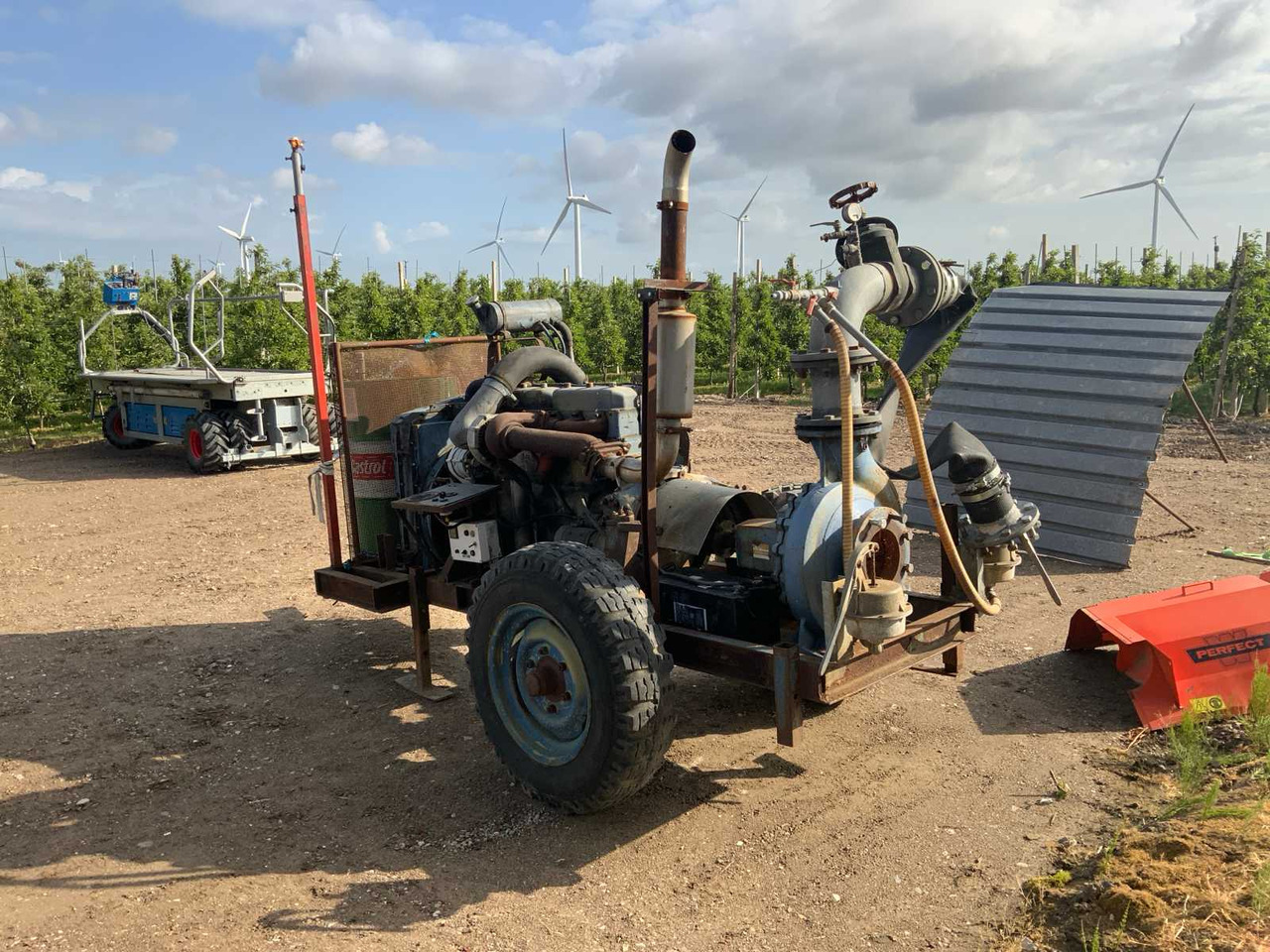 DAF 825 - Beregnungstechnik: das Bild 4 DAF 825 - Beregnungstechnik: das Bild 4