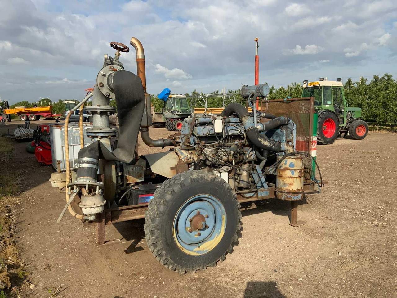 DAF 825 - Beregnungstechnik: das Bild 2 DAF 825 - Beregnungstechnik: das Bild 2