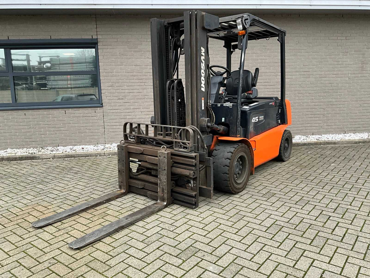 DOOSAN - B45X-5 - FORKLIFT - Gabelstapler: das Bild 1 DOOSAN - B45X-5 - FORKLIFT - Gabelstapler: das Bild 1