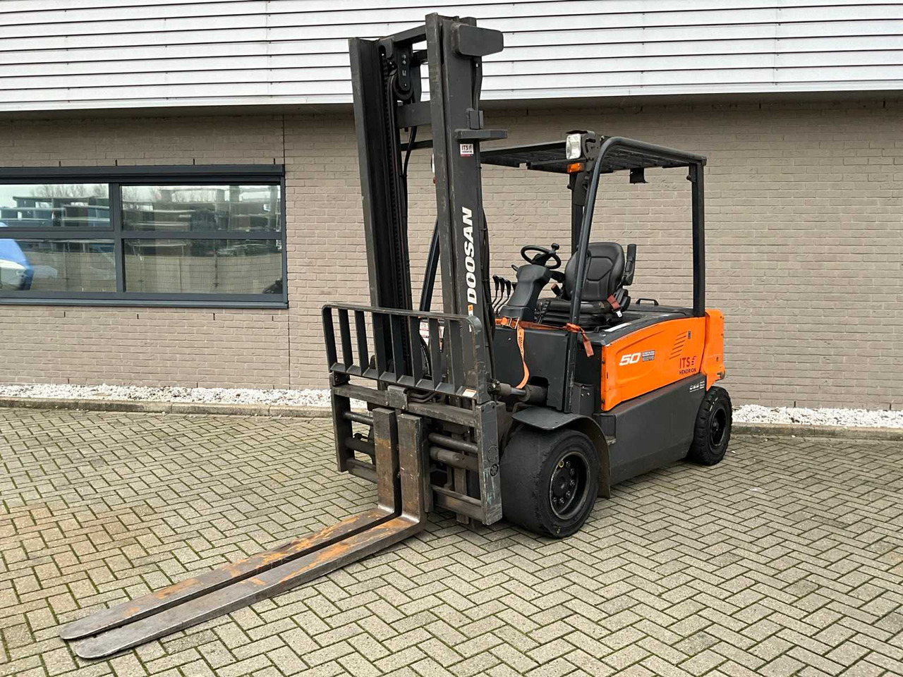 DOOSAN - B50X-7 - FORKLIFT - Gabelstapler: das Bild 1 DOOSAN - B50X-7 - FORKLIFT - Gabelstapler: das Bild 1