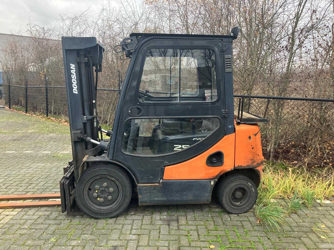 DOOSAN - D25S-5 - FORKLIFT - Gabelstapler: das Bild 1 DOOSAN - D25S-5 - FORKLIFT - Gabelstapler: das Bild 1