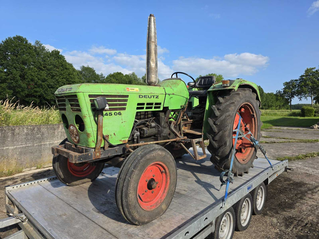 Deutz D4506-S - Traktor: das Bild 5 Deutz D4506-S - Traktor: das Bild 5
