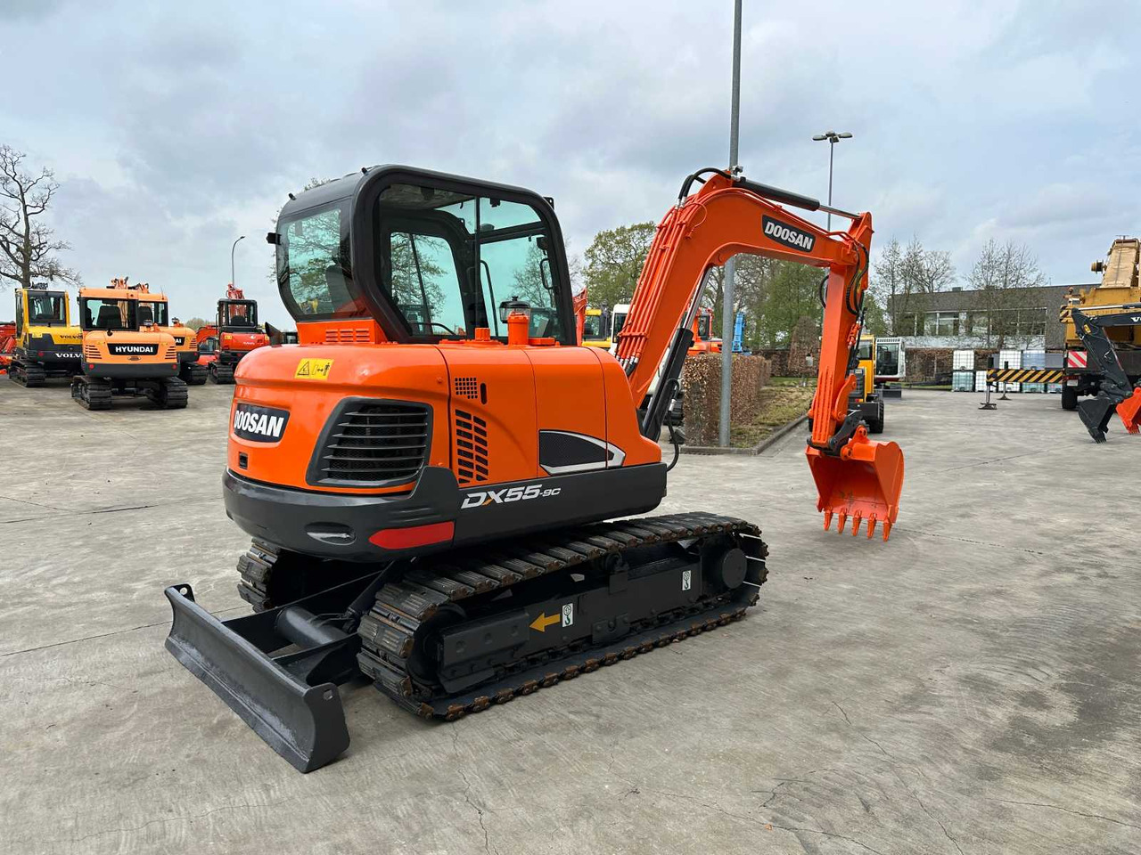 Doosan DX55-9C - Kettenbagger: das Bild 4 Doosan DX55-9C - Kettenbagger: das Bild 4