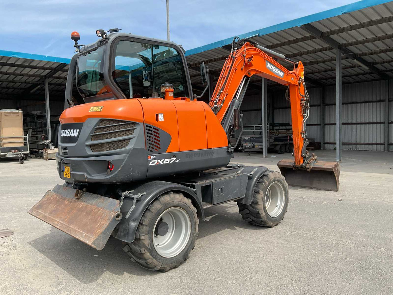 Doosan DX57w - Mobilkran: das Bild 4 Doosan DX57w - Mobilkran: das Bild 4