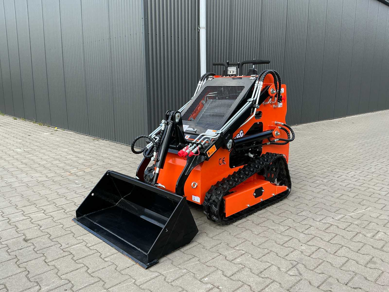 EGN EG36C - Kompaktlader: das Bild 2 EGN EG36C - Kompaktlader: das Bild 2