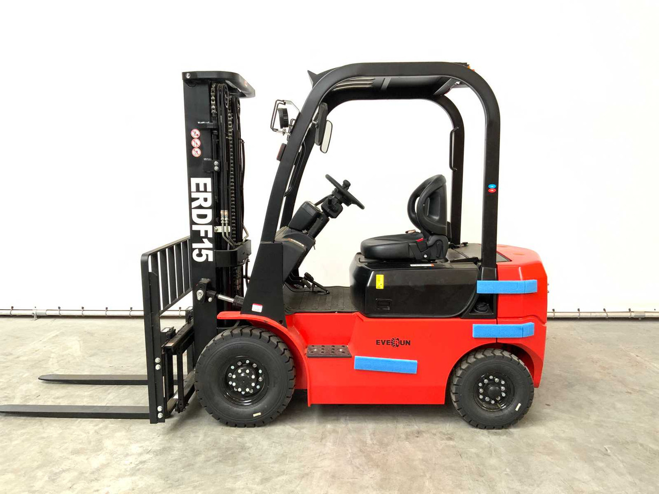 EVERUN - 2024 - ERDF15 - FORKLIFT 1.5T DIESEL - Gabelstapler: das Bild 1 EVERUN - 2024 - ERDF15 - FORKLIFT 1.5T DIESEL - Gabelstapler: das Bild 1
