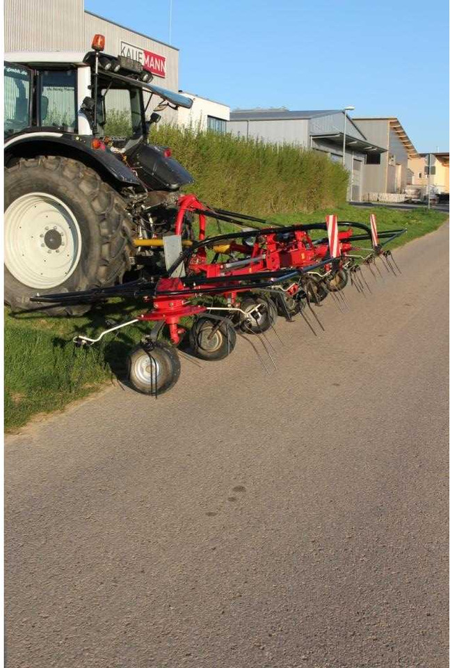 FELLA TH800D HYDRO - Technik für Bodenbearbeitung: das Bild 2 FELLA TH800D HYDRO - Technik für Bodenbearbeitung: das Bild 2