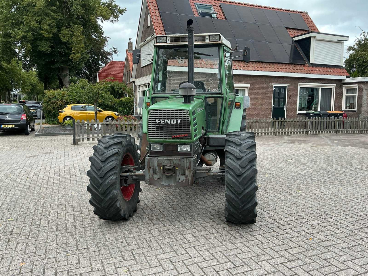Fendt 304 LSA - Traktor: das Bild 3 Fendt 304 LSA - Traktor: das Bild 3