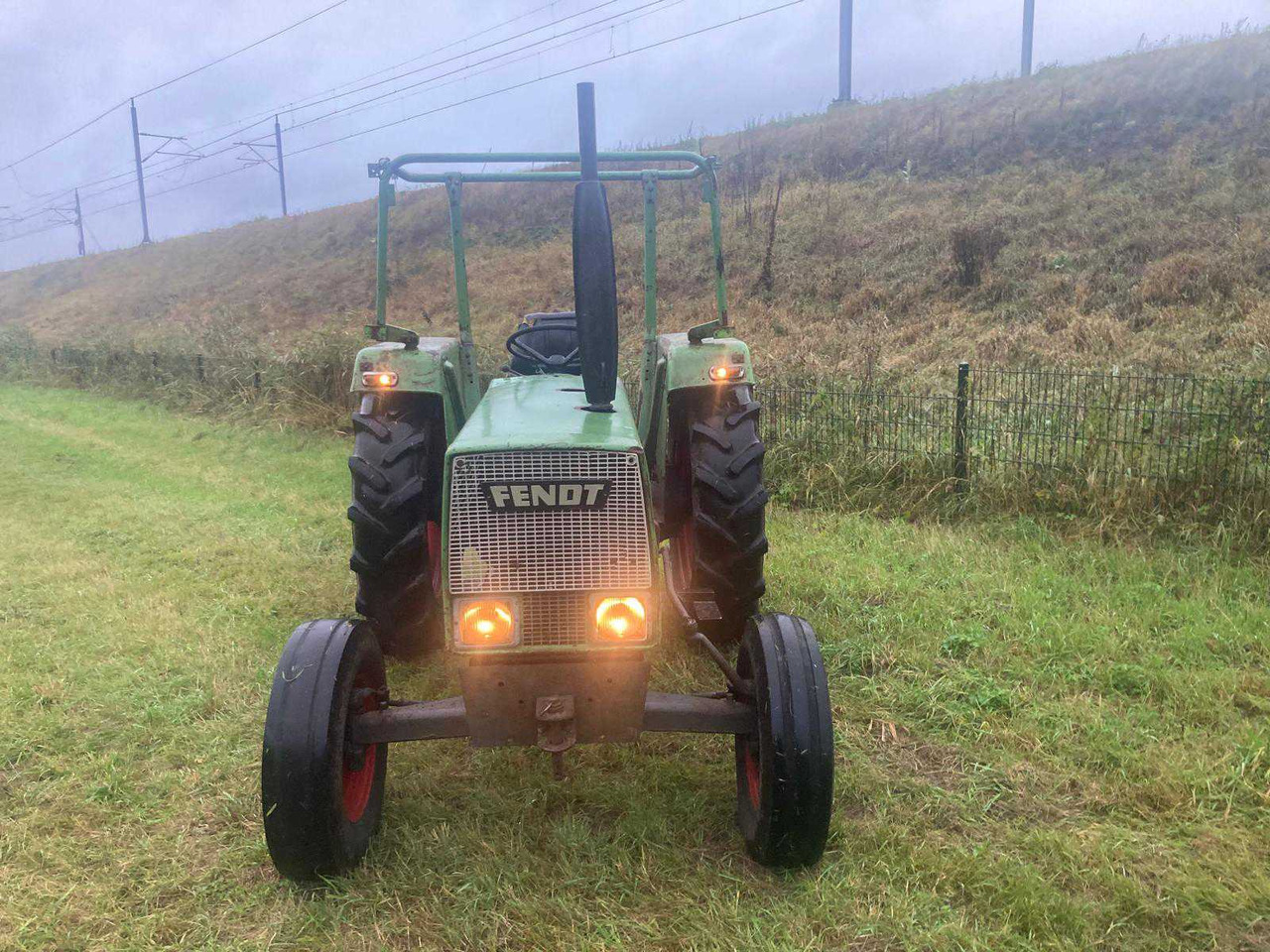 Fendt Farmer 102 - Traktor: das Bild 3 Fendt Farmer 102 - Traktor: das Bild 3