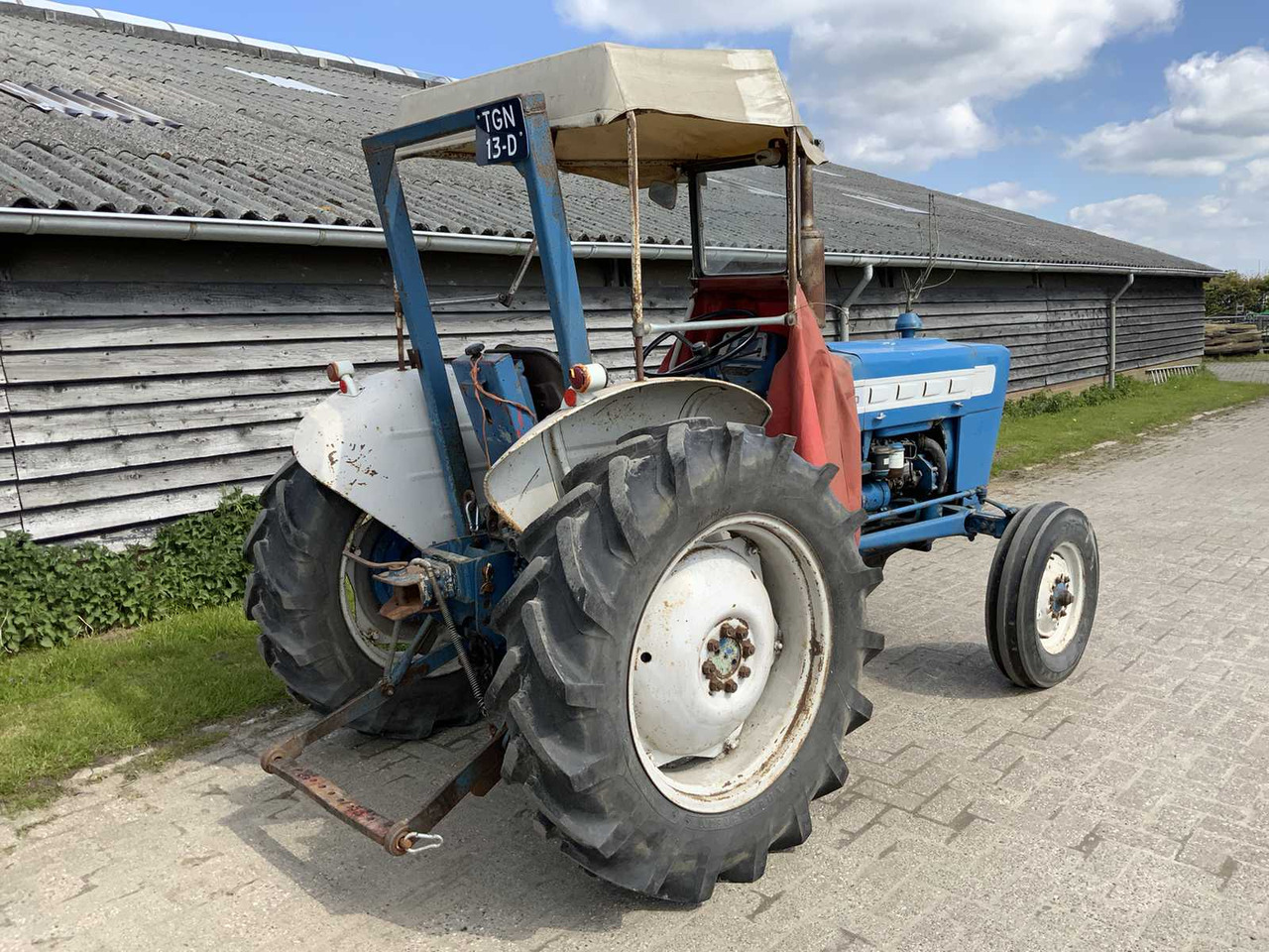 Ford 3000 - Traktor: das Bild 5 Ford 3000 - Traktor: das Bild 5