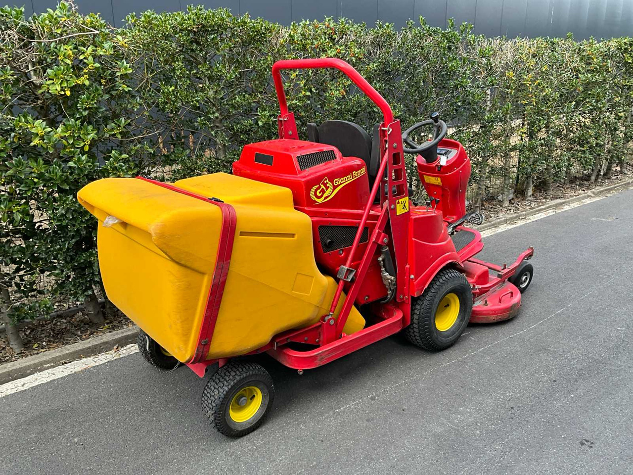 Gianni Ferrari TG200 - Rasenmäher: das Bild 4 Gianni Ferrari TG200 - Rasenmäher: das Bild 4