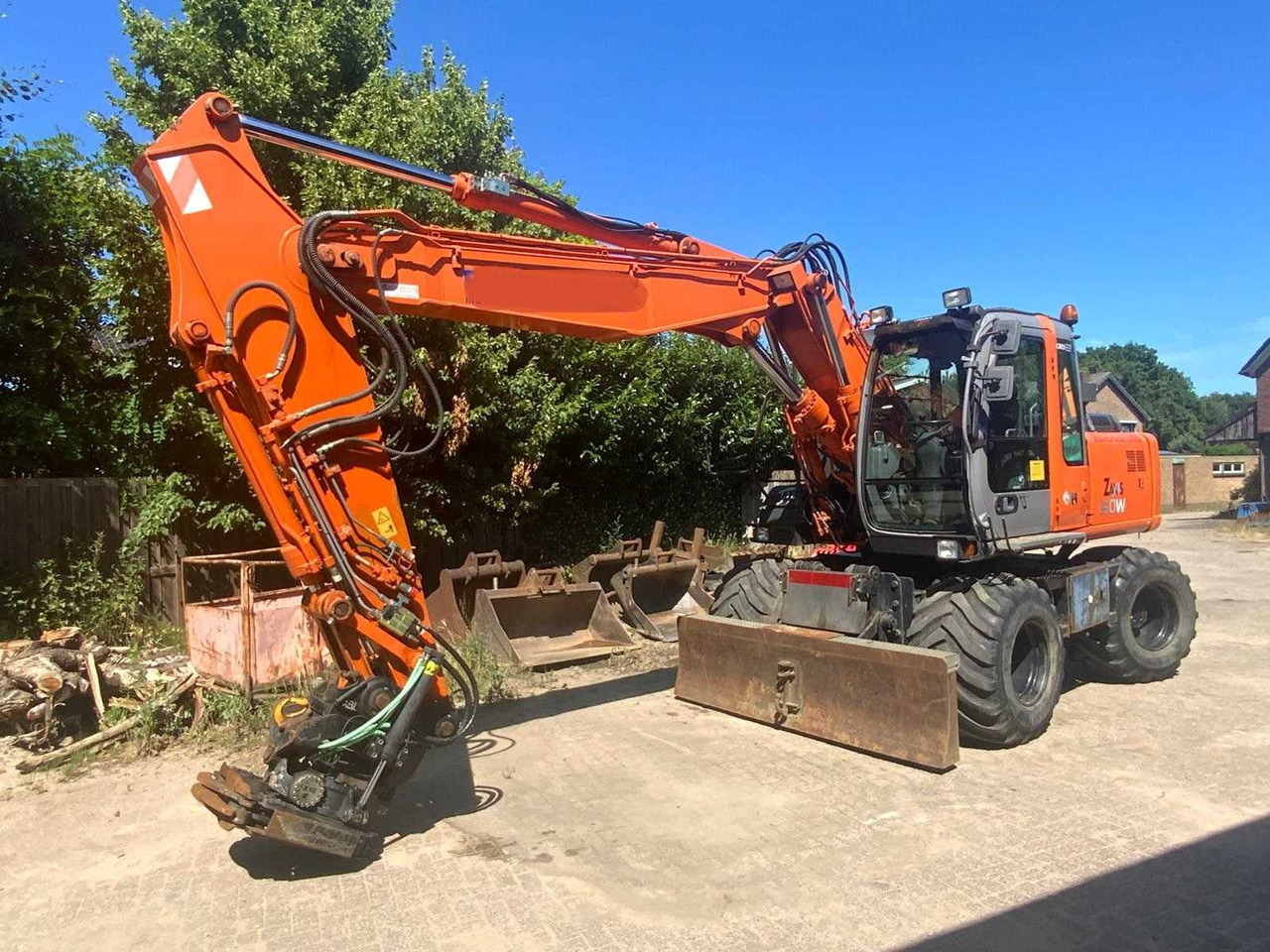 Hitachi ZX 160W - Mobilbagger: das Bild 1 Hitachi ZX 160W - Mobilbagger: das Bild 1