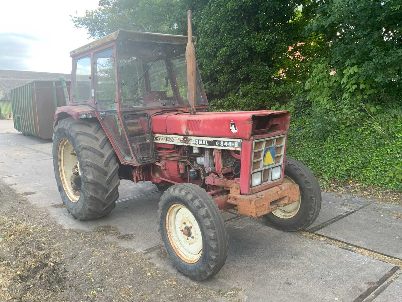International 844-S - Traktor: das Bild 5 International 844-S - Traktor: das Bild 5