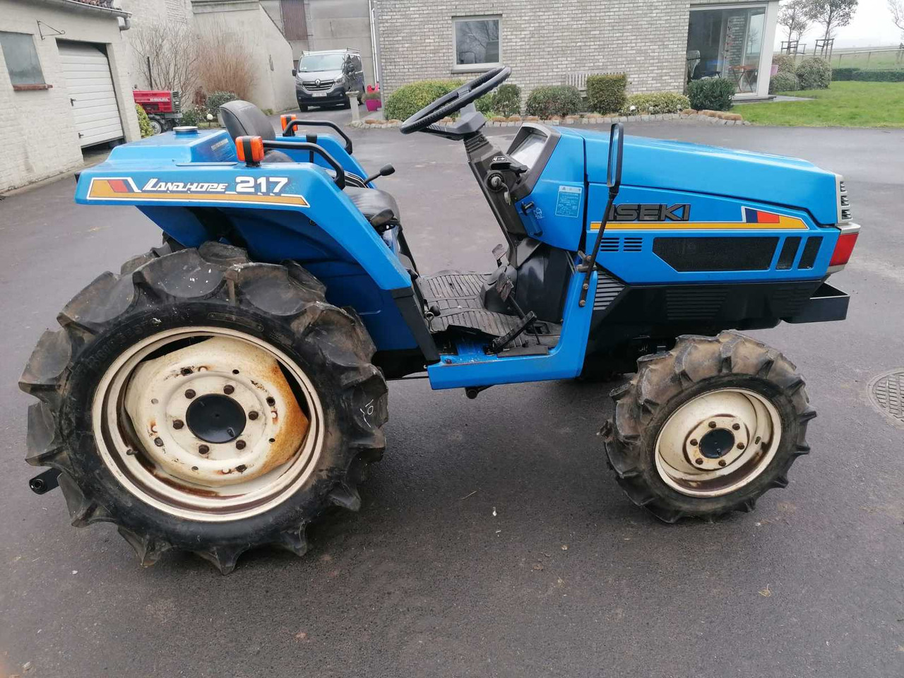 Iseki TU217F - Kleintraktor: das Bild 3 Iseki TU217F - Kleintraktor: das Bild 3