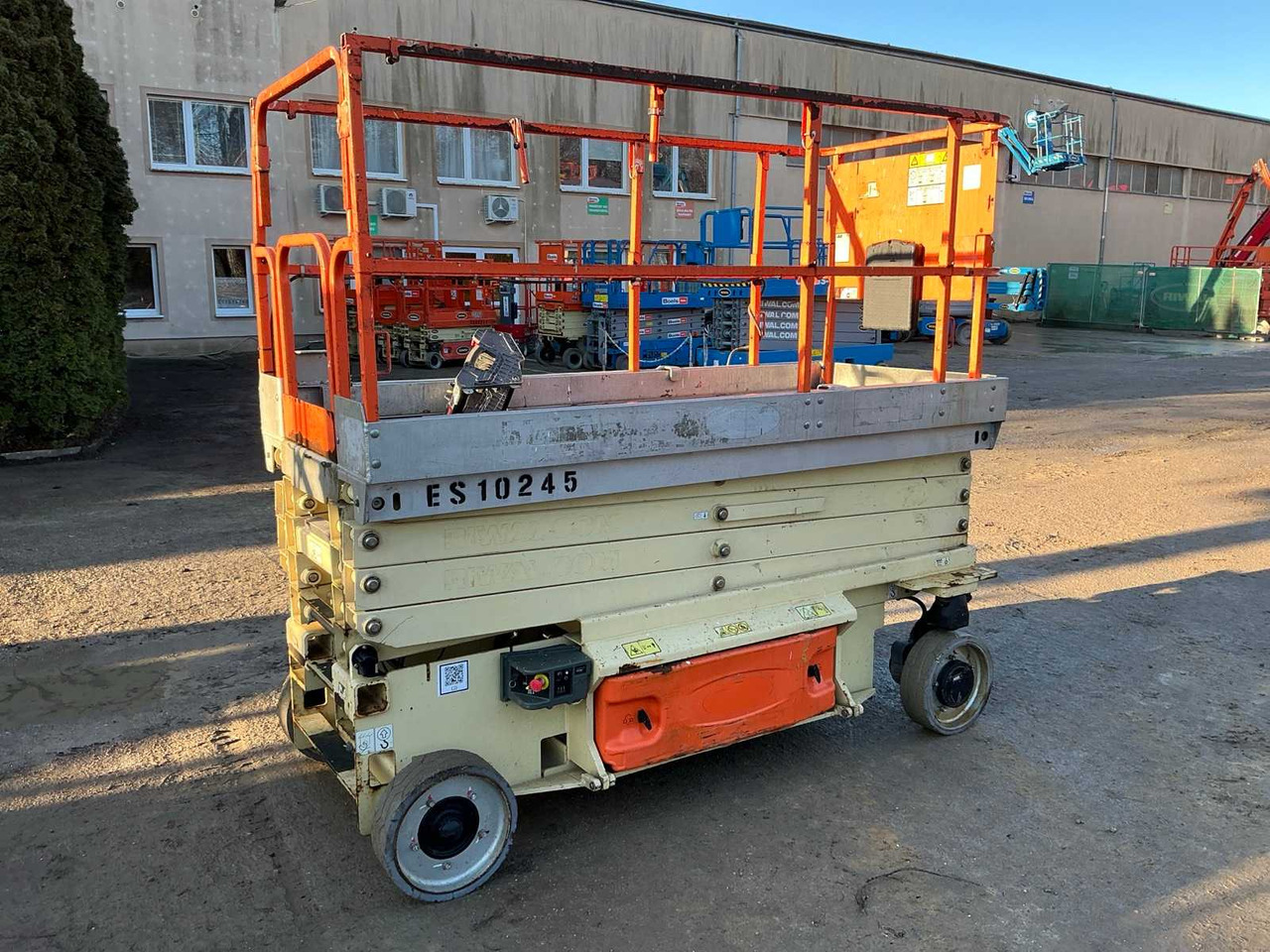 JLG - 3246ES - AERIAL WORK PLATFORMS - 2011 (ESN11811014) - Arbeitsbühne: das Bild 4 JLG - 3246ES - AERIAL WORK PLATFORMS - 2011 (ESN11811014) - Arbeitsbühne: das Bild 4
