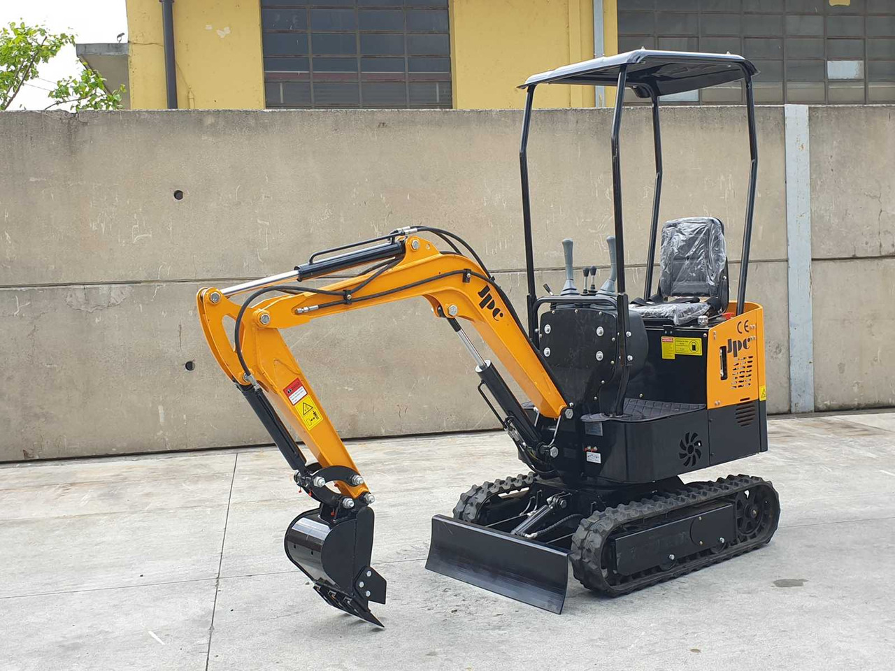 JPC HT12 MINI EXCAVATOR - Minibagger: das Bild 5 JPC HT12 MINI EXCAVATOR - Minibagger: das Bild 5