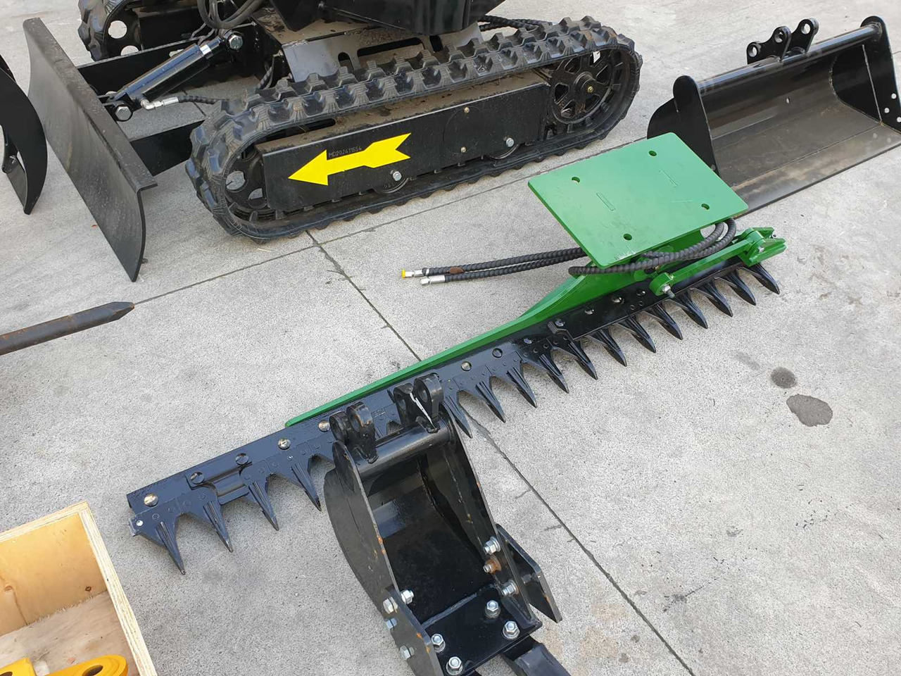 Minibagger JPC HT12 MINI EXCAVATOR WITH ATTACHMENTS: das Bild 6 Minibagger JPC HT12 MINI EXCAVATOR WITH ATTACHMENTS: das Bild 6