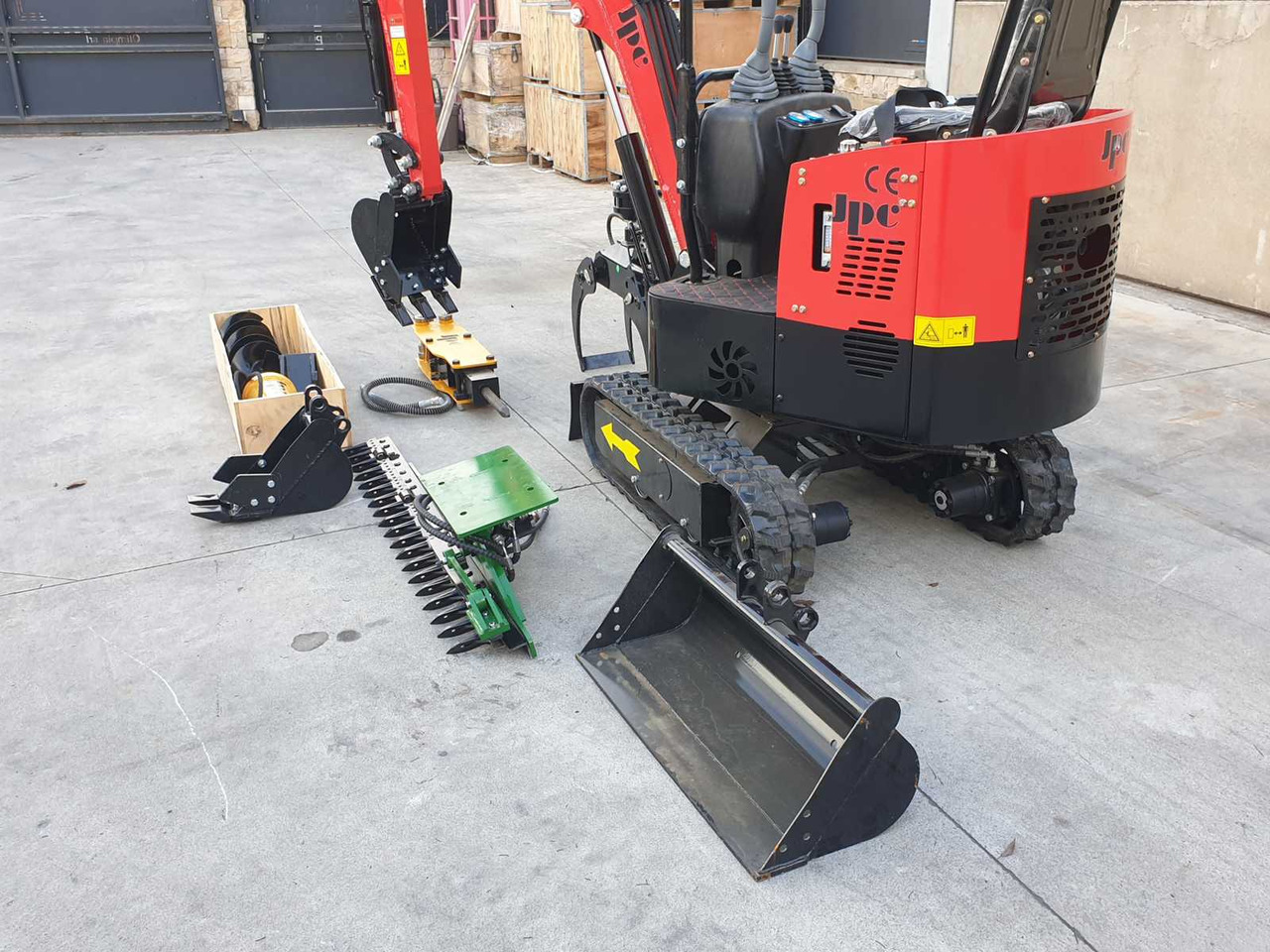 Minibagger JPC HT12 MINI EXCAVATOR WITH ATTACHMENTS: das Bild 18 Minibagger JPC HT12 MINI EXCAVATOR WITH ATTACHMENTS: das Bild 18