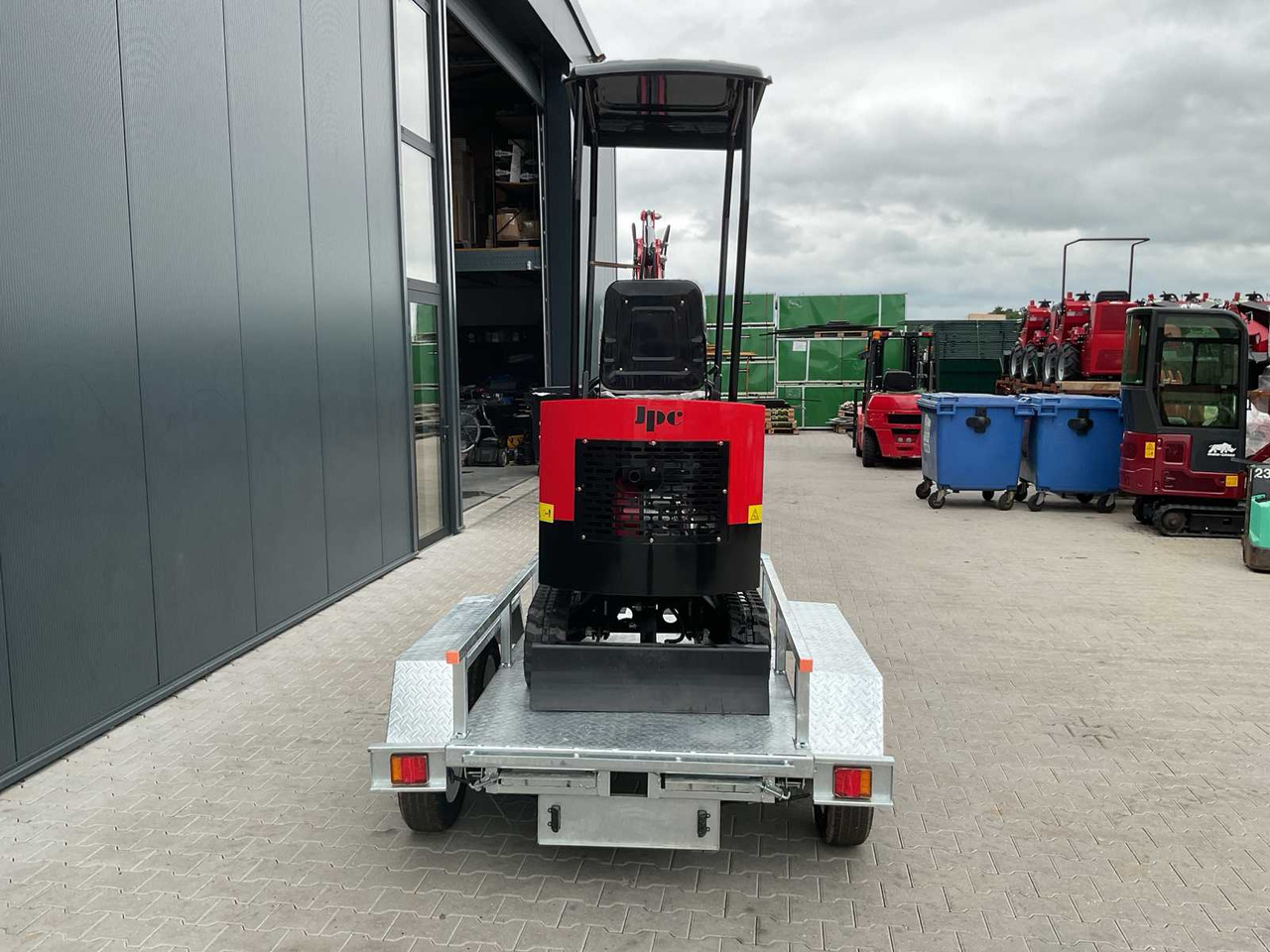 JPC HT12 met aanhangwagen - Baggerlader: das Bild 4 JPC HT12 met aanhangwagen - Baggerlader: das Bild 4