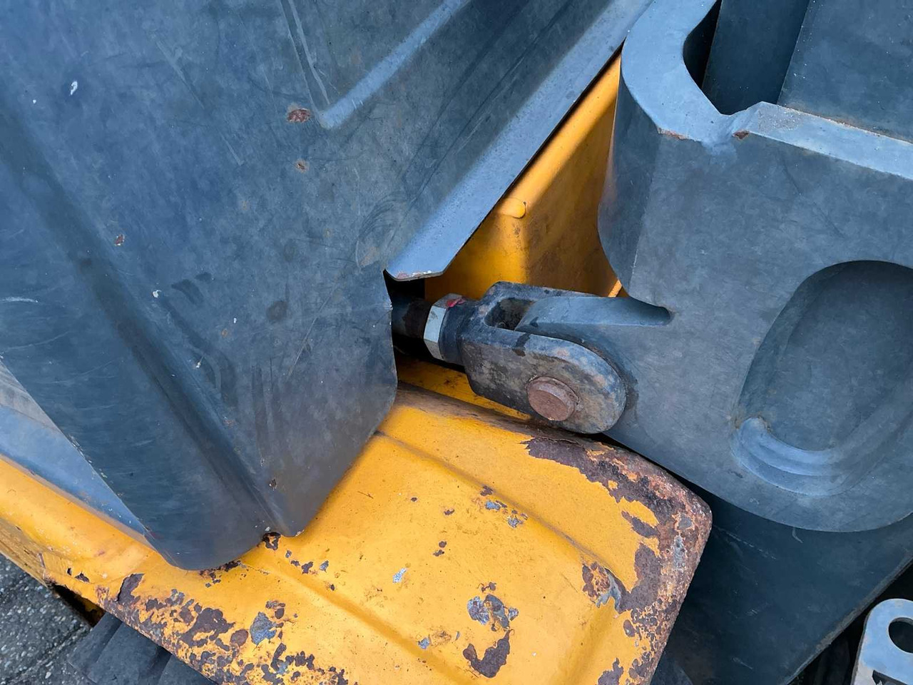 Gabelstapler JUNGHEINRICH EFG 320 FORKLIFT: das Bild 11 Gabelstapler JUNGHEINRICH EFG 320 FORKLIFT: das Bild 11