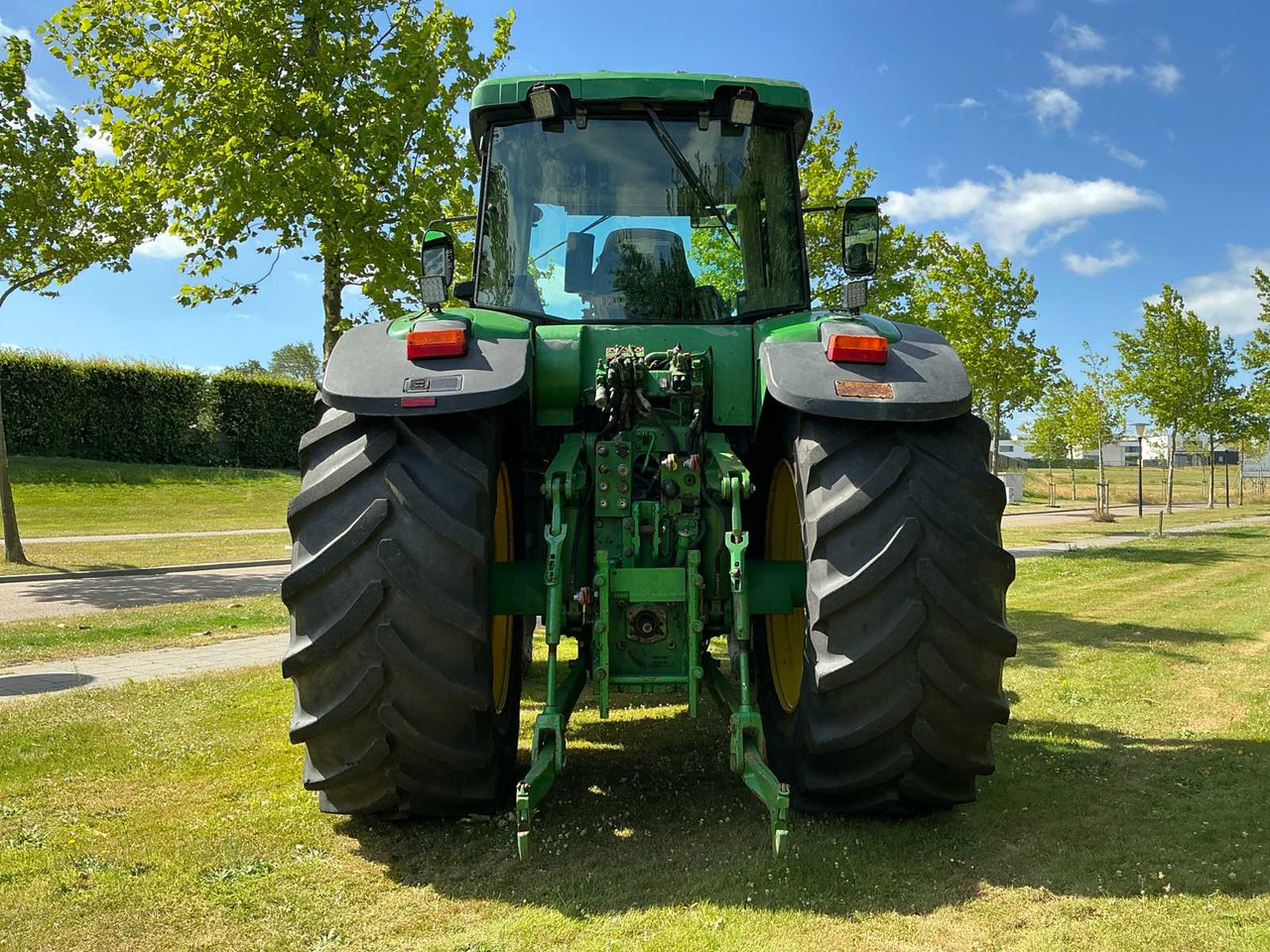 John Deere 7920 - Traktor: das Bild 4 John Deere 7920 - Traktor: das Bild 4