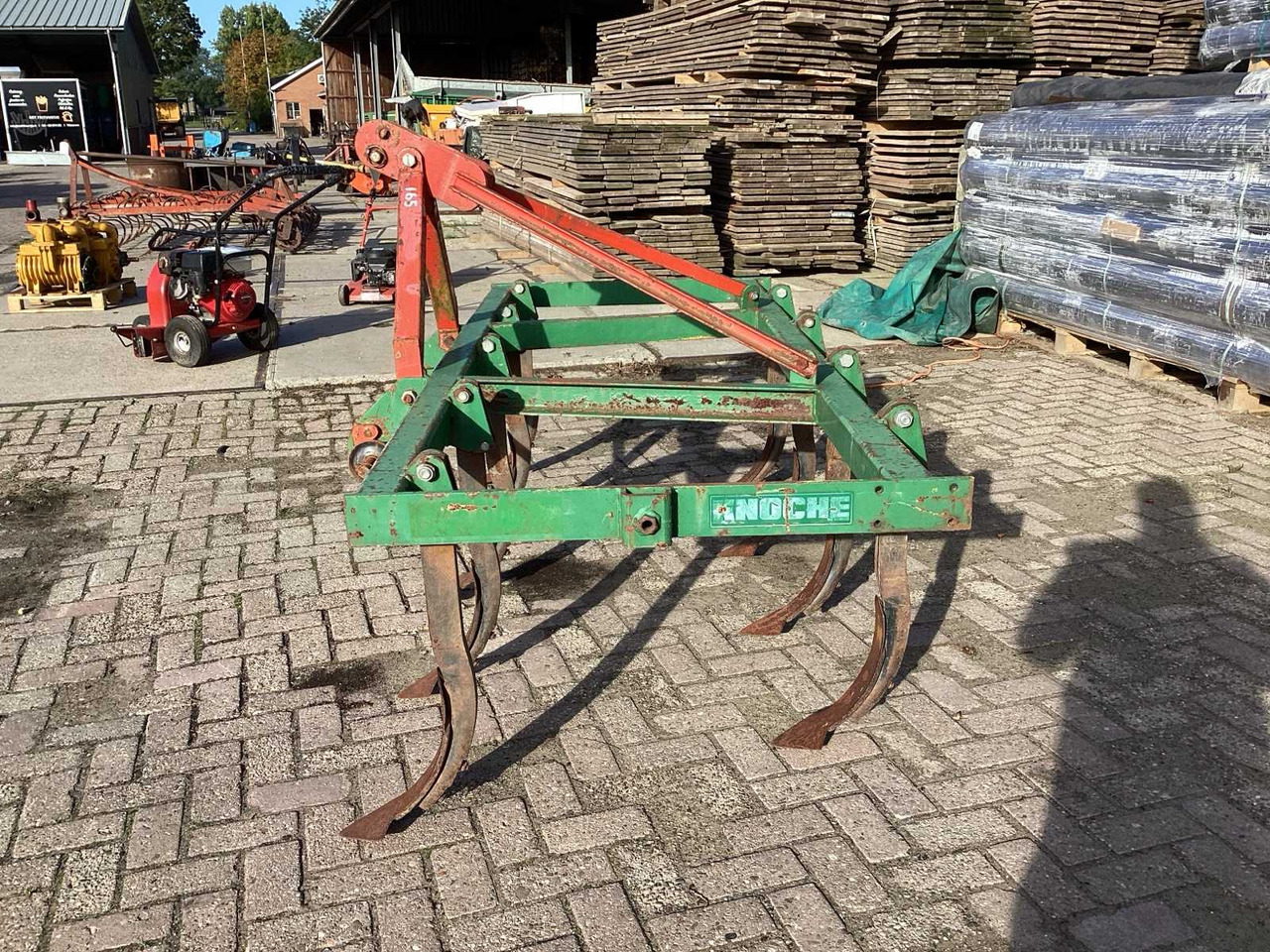 Knoche Vast tand - Grubber: das Bild 5 Knoche Vast tand - Grubber: das Bild 5