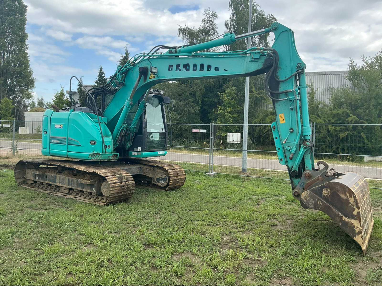 Kobelco SK140 SRlc - Kettenbagger: das Bild 2 Kobelco SK140 SRlc - Kettenbagger: das Bild 2