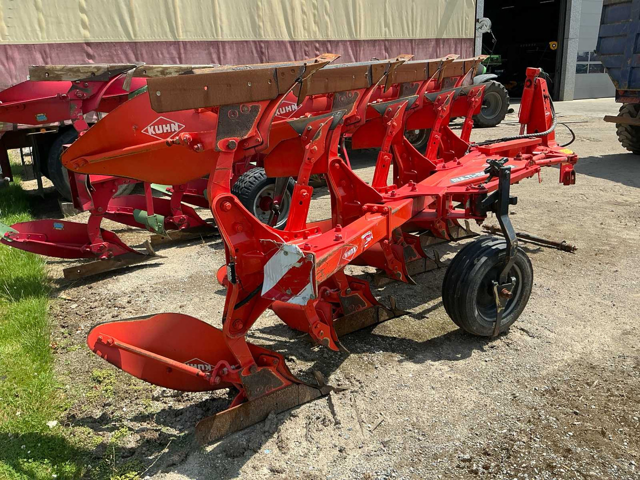 Kuhn Multimaster 123 - Pflug: das Bild 4 Kuhn Multimaster 123 - Pflug: das Bild 4