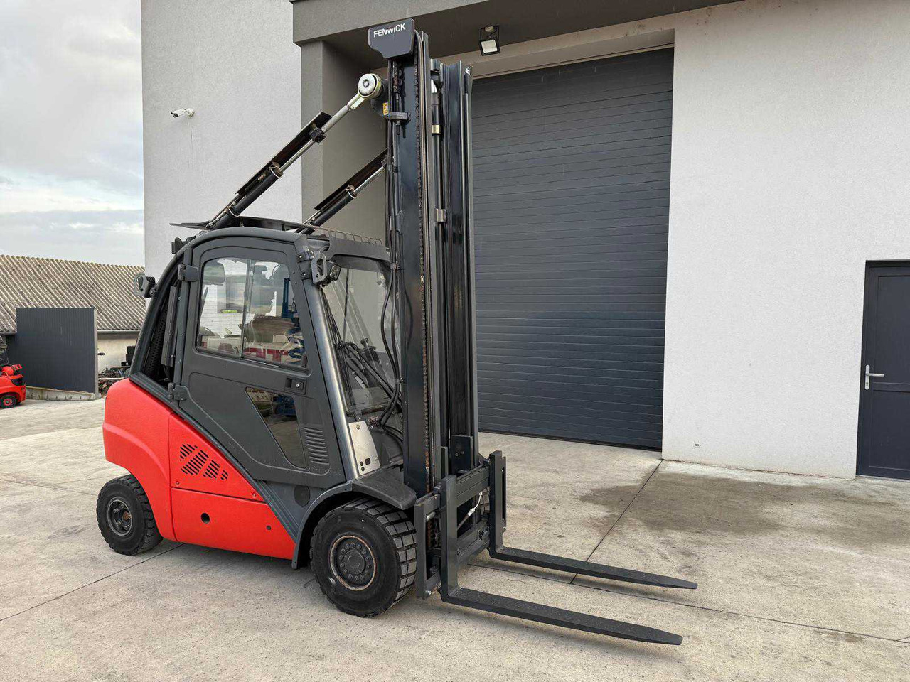 LINDE - H35T-01 - FORKLIFT TRUCKS - 2011 - Gabelstapler: das Bild 4 LINDE - H35T-01 - FORKLIFT TRUCKS - 2011 - Gabelstapler: das Bild 4