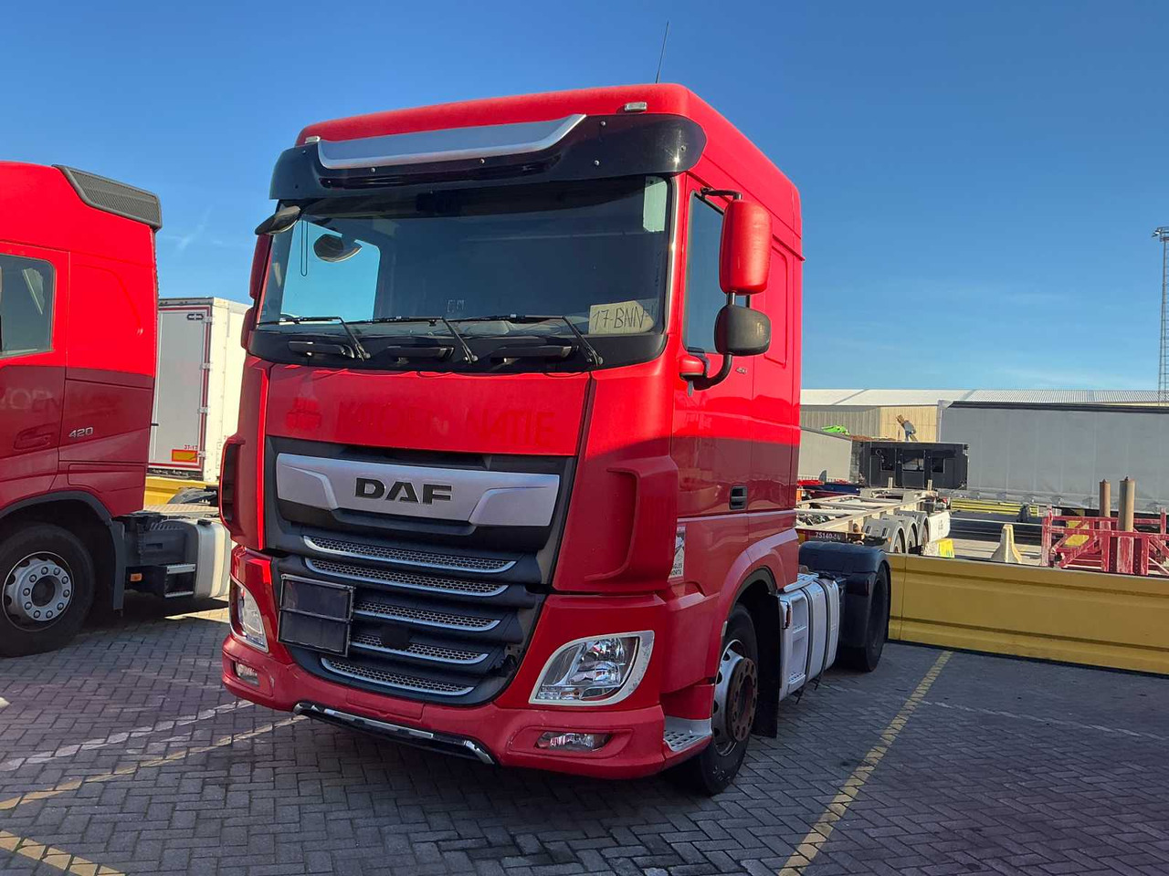 2019 DAF XF450FT TR4X2 COM KIP TRACTOR UNIT (84113-811) - LKW: das Bild 1 2019 DAF XF450FT TR4X2 COM KIP TRACTOR UNIT (84113-811) - LKW: das Bild 1