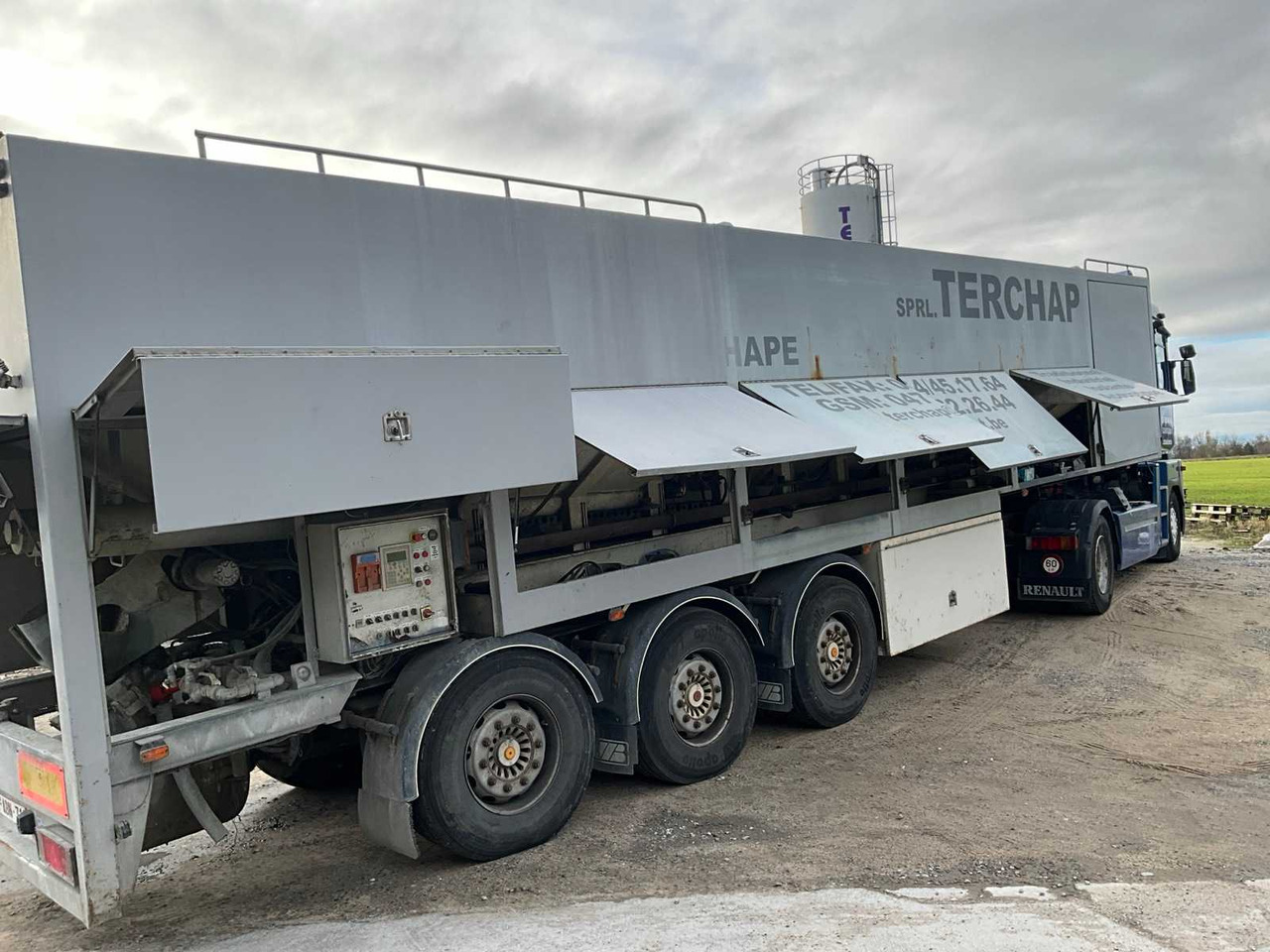 KWB P-393-STI-H3 CHAPEOPLEGGER - LKW: das Bild 1 KWB P-393-STI-H3 CHAPEOPLEGGER - LKW: das Bild 1