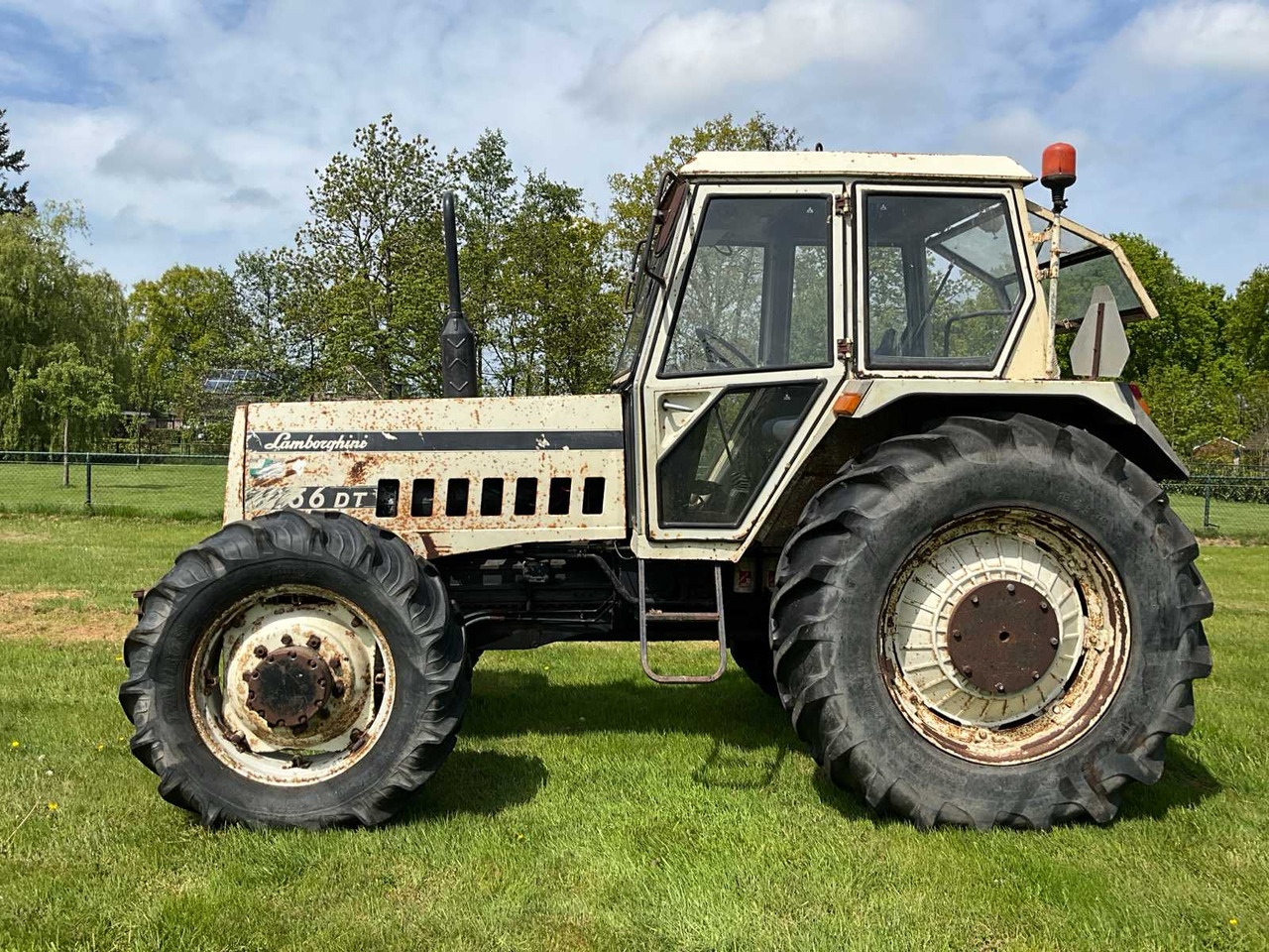 Lamborghini 1256 DT - Traktor: das Bild 5 Lamborghini 1256 DT - Traktor: das Bild 5