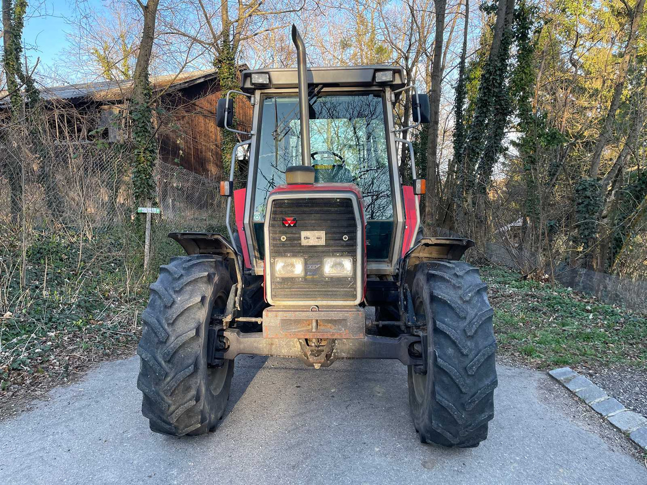 Massey Ferguson 3065 - Traktor: das Bild 5 Massey Ferguson 3065 - Traktor: das Bild 5