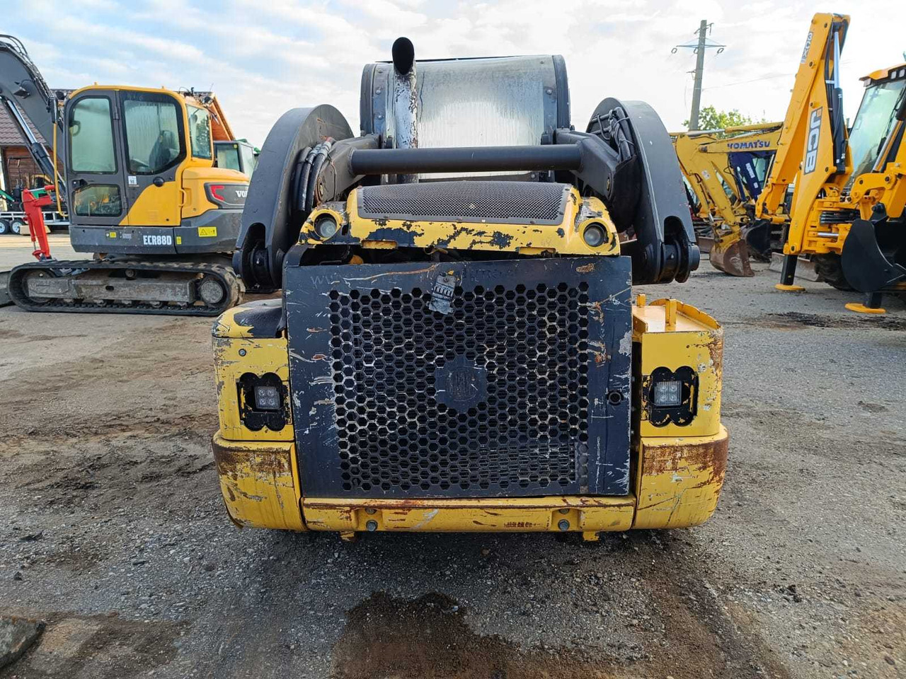 NEW HOLLAND - L225 - COMPACT LOADER - 2012 - Deltalader: das Bild 5 NEW HOLLAND - L225 - COMPACT LOADER - 2012 - Deltalader: das Bild 5