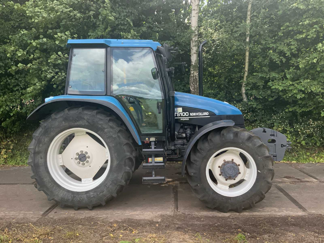 New holland TS-100 - Traktor: das Bild 4 New holland TS-100 - Traktor: das Bild 4