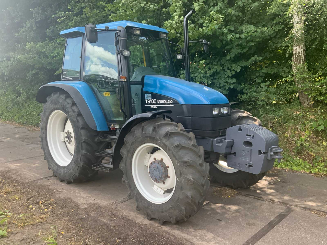 New holland TS-100 - Traktor: das Bild 2 New holland TS-100 - Traktor: das Bild 2