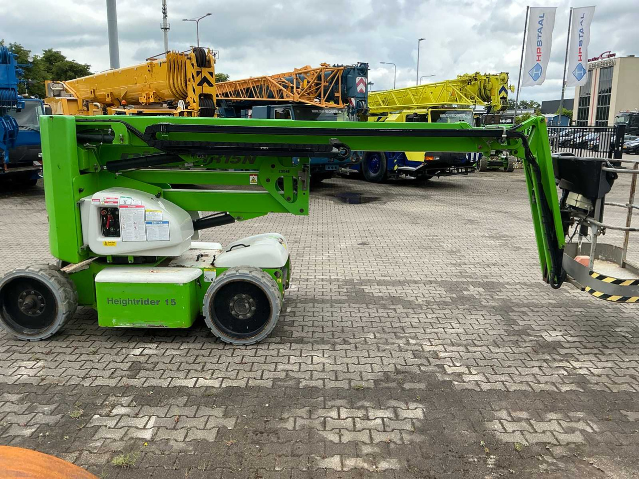 Nifty HR15NDE - Arbeitsbühne: das Bild 4 Nifty HR15NDE - Arbeitsbühne: das Bild 4