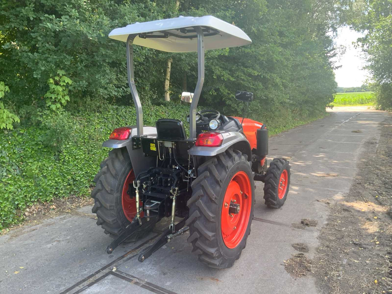 Pluspower TT604 - Traktor: das Bild 3 Pluspower TT604 - Traktor: das Bild 3