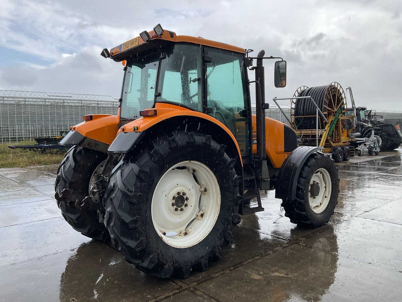 Renault 610RZ Ares - Traktor: das Bild 5 Renault 610RZ Ares - Traktor: das Bild 5