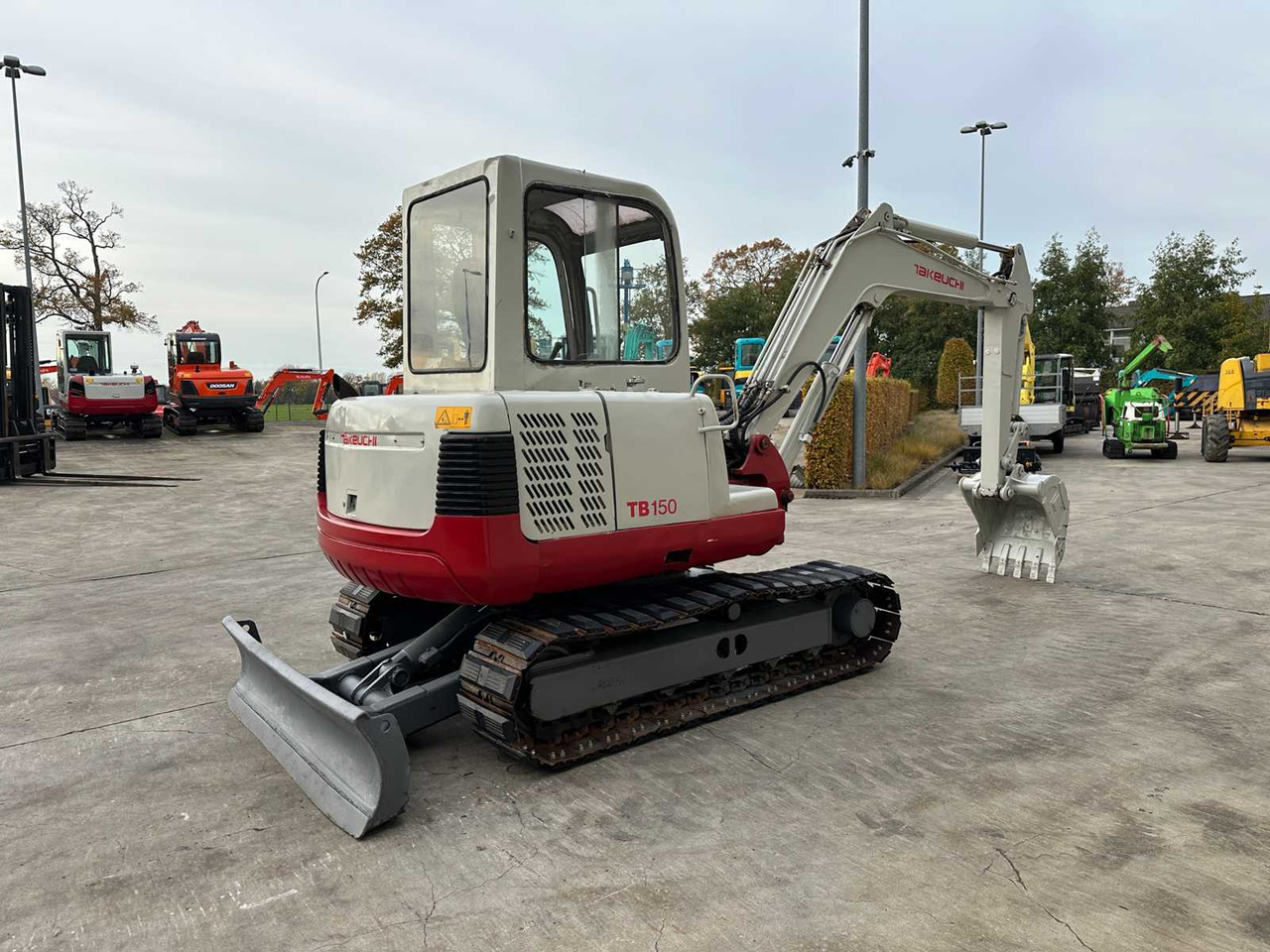 TAKEUCHI - - TB150C - MIDI EXCAVATOR - Bagger: das Bild 4 TAKEUCHI - - TB150C - MIDI EXCAVATOR - Bagger: das Bild 4