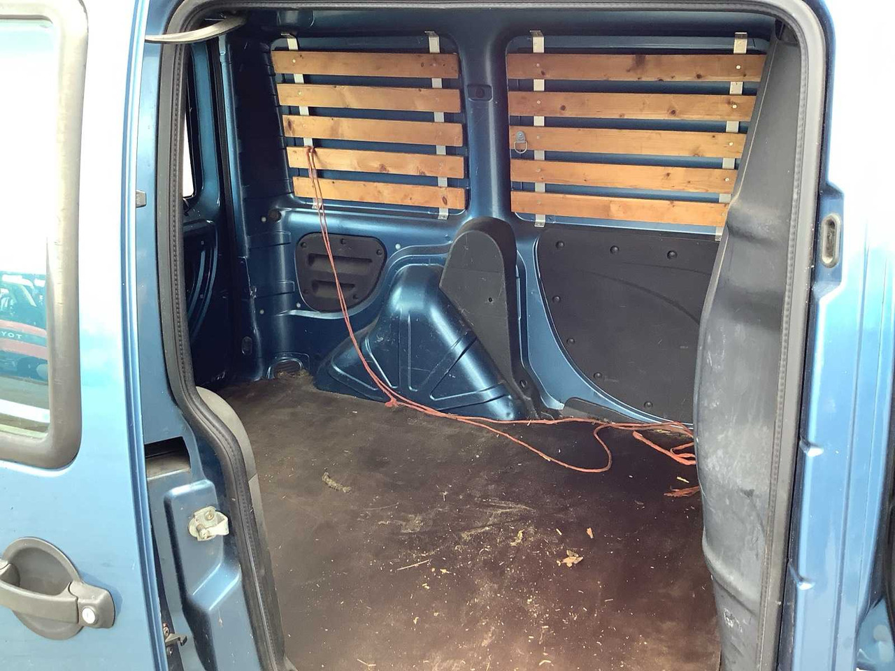 2002 - FIAT - DOBLÒ - 1.9 JTD - COMMERCIAL VEHICLE - Transporter: das Bild 5 2002 - FIAT - DOBLÒ - 1.9 JTD - COMMERCIAL VEHICLE - Transporter: das Bild 5